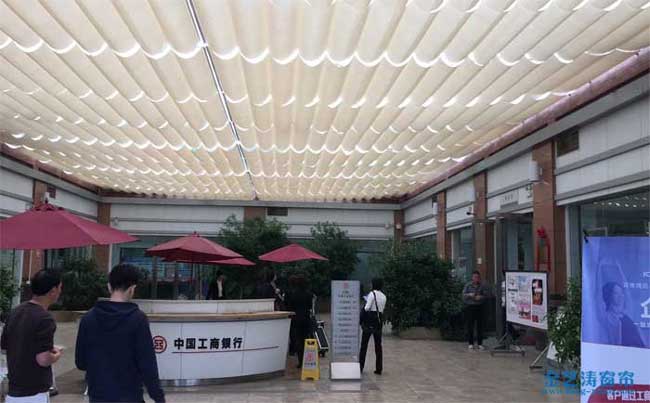 禪城區(qū)汾江南路麗日豪庭工商銀行大堂電動窗簾案例 - 中出網(wǎng)-智能出入口門戶