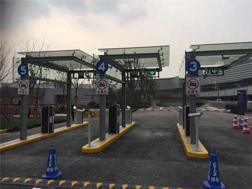 上海虹橋機(jī)場(chǎng)新T1停車場(chǎng)系統(tǒng)案例 - 中出網(wǎng)-智能出入口門戶