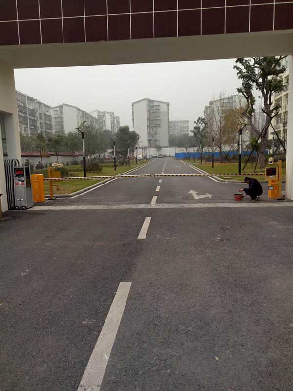 慶賀瀘州出安智能車(chē)牌識(shí)別系統(tǒng)進(jìn)駐四川省納溪供電有限責(zé)任公司